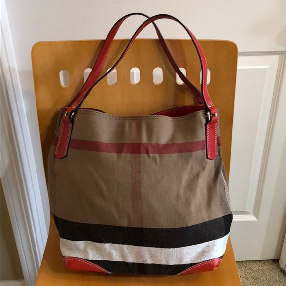 Authentic Burberry Medium Check Tote with Red - Picture 3 of 7